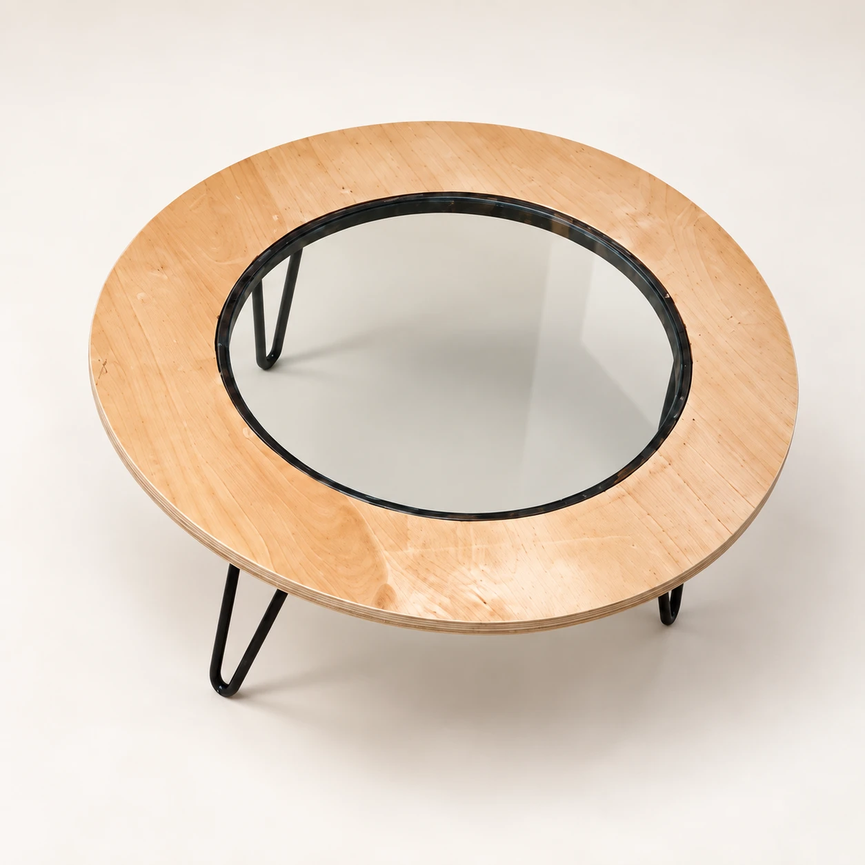 Sbhakabhaka — Round Honey Plywood Ring Table
